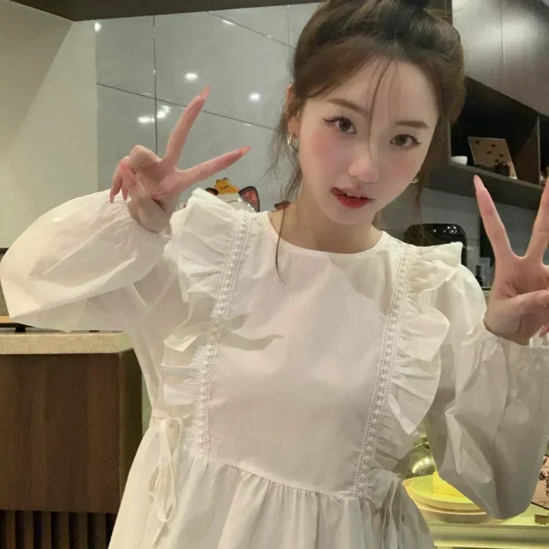Classic Vintage Blouse with a Flattering Fit