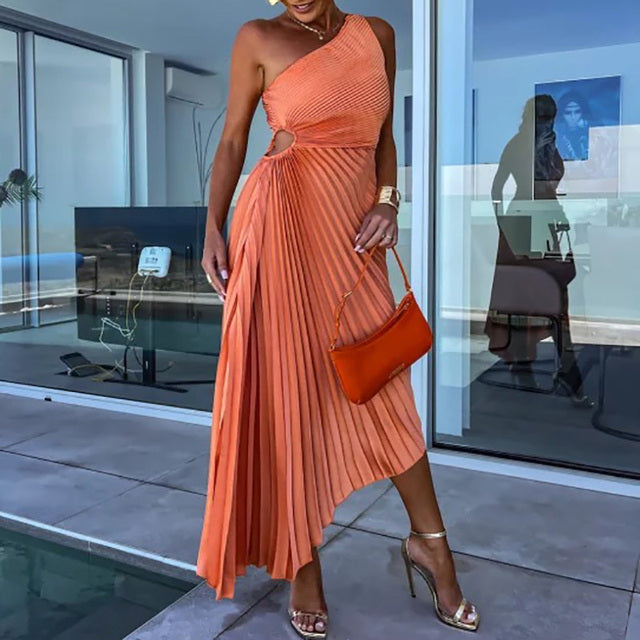 Polished Dress with an Effortless Classic Look