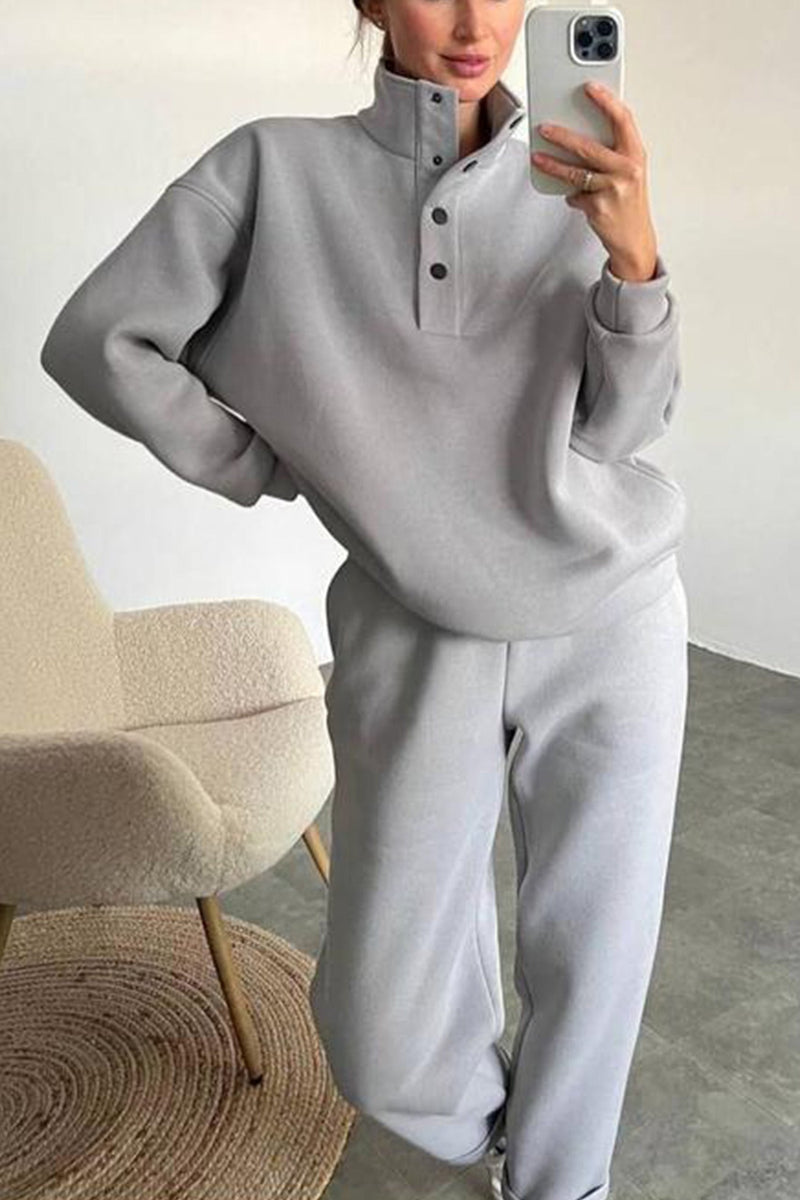 Well Tailored Shirt with a Graceful Silhouette