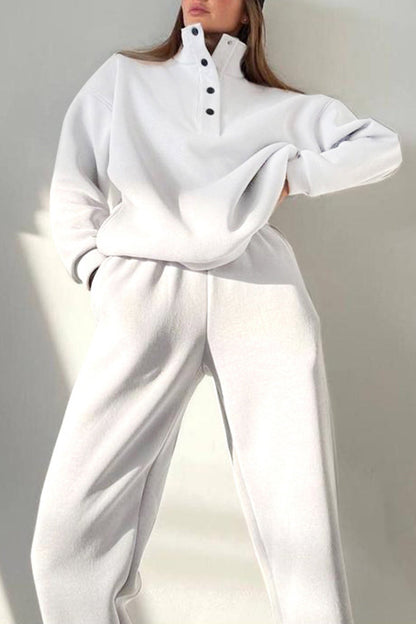 Well Tailored Shirt with a Graceful Silhouette