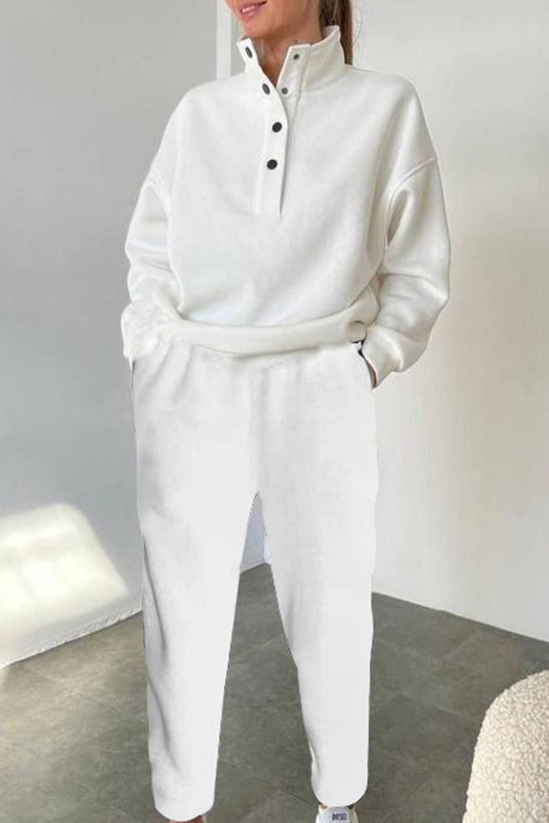 Well Tailored Shirt with a Graceful Silhouette