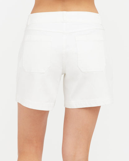 Well Tailored Garment with a Graceful Silhouette