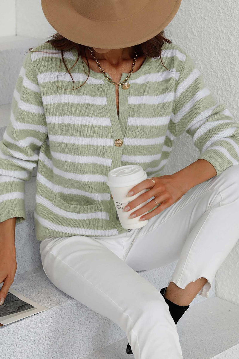 Classic Vintage Cardigan with a Flattering Fit