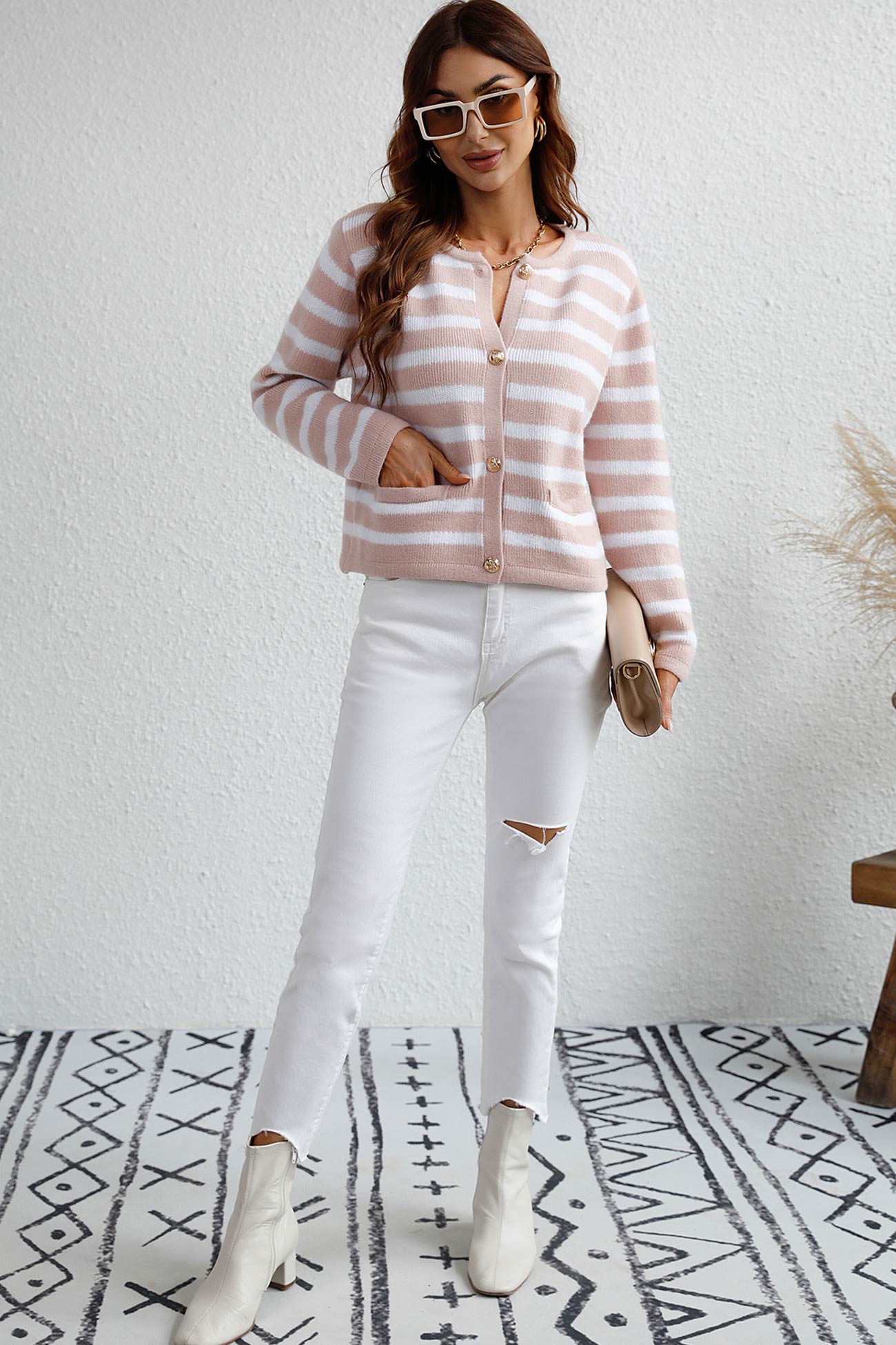 Classic Vintage Cardigan with a Flattering Fit