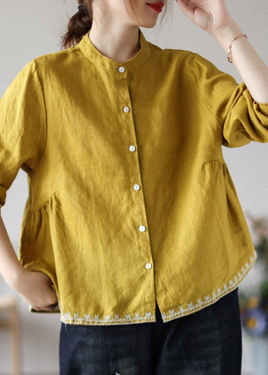 Effortlessly Elegant Top with a Timeless Design
