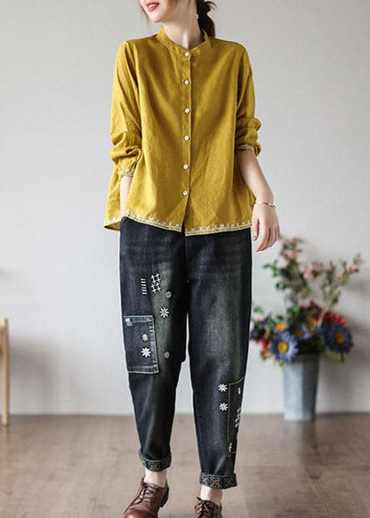 Effortlessly Elegant Top with a Timeless Design