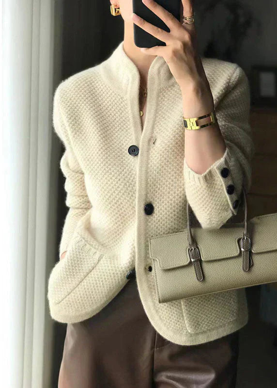 Gracefully Styled Cardigan for Any Occasion
