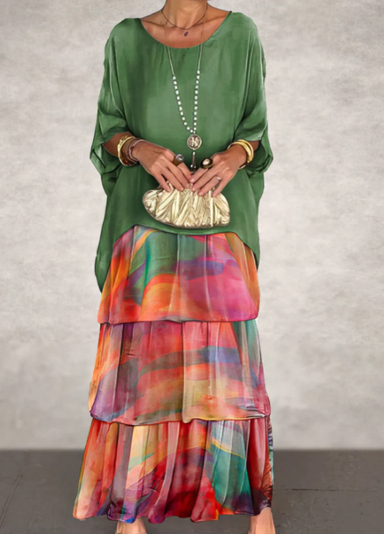 Well Tailored Dress with a Graceful Silhouette