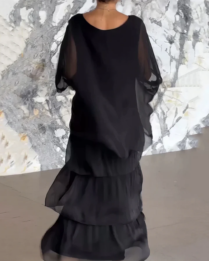 Well Tailored Dress with a Graceful Silhouette