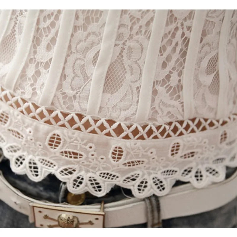 Effortlessly Elegant Blouse with a Timeless Design