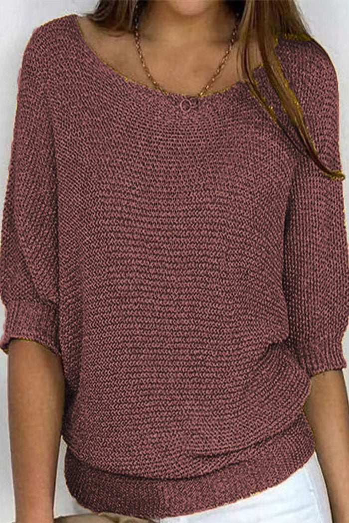 Effortlessly Elegant Top with a Timeless Design