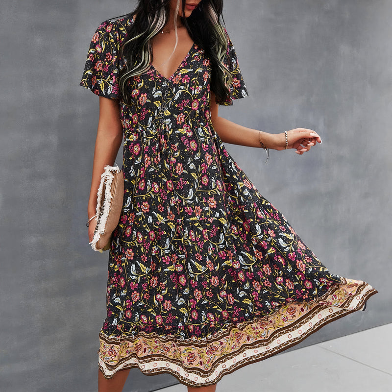 Sophisticated Dress with a Clean Classic Look
