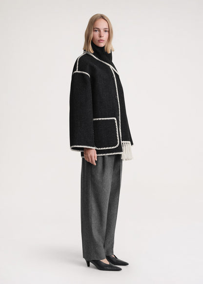 Gracefully Styled Jacket for Any Occasion