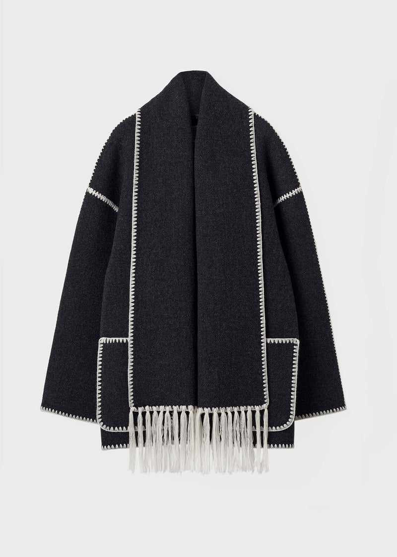 Gracefully Styled Jacket for Any Occasion