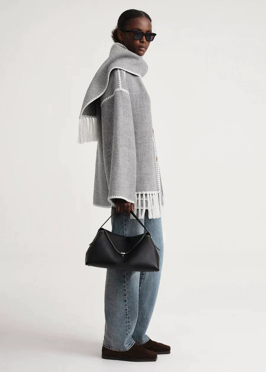 Gracefully Styled Jacket for Any Occasion