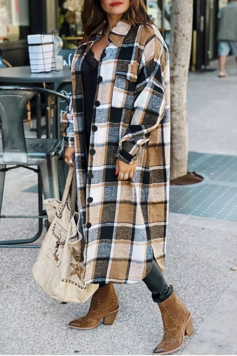 Sophisticated Coat with a Clean Classic Look