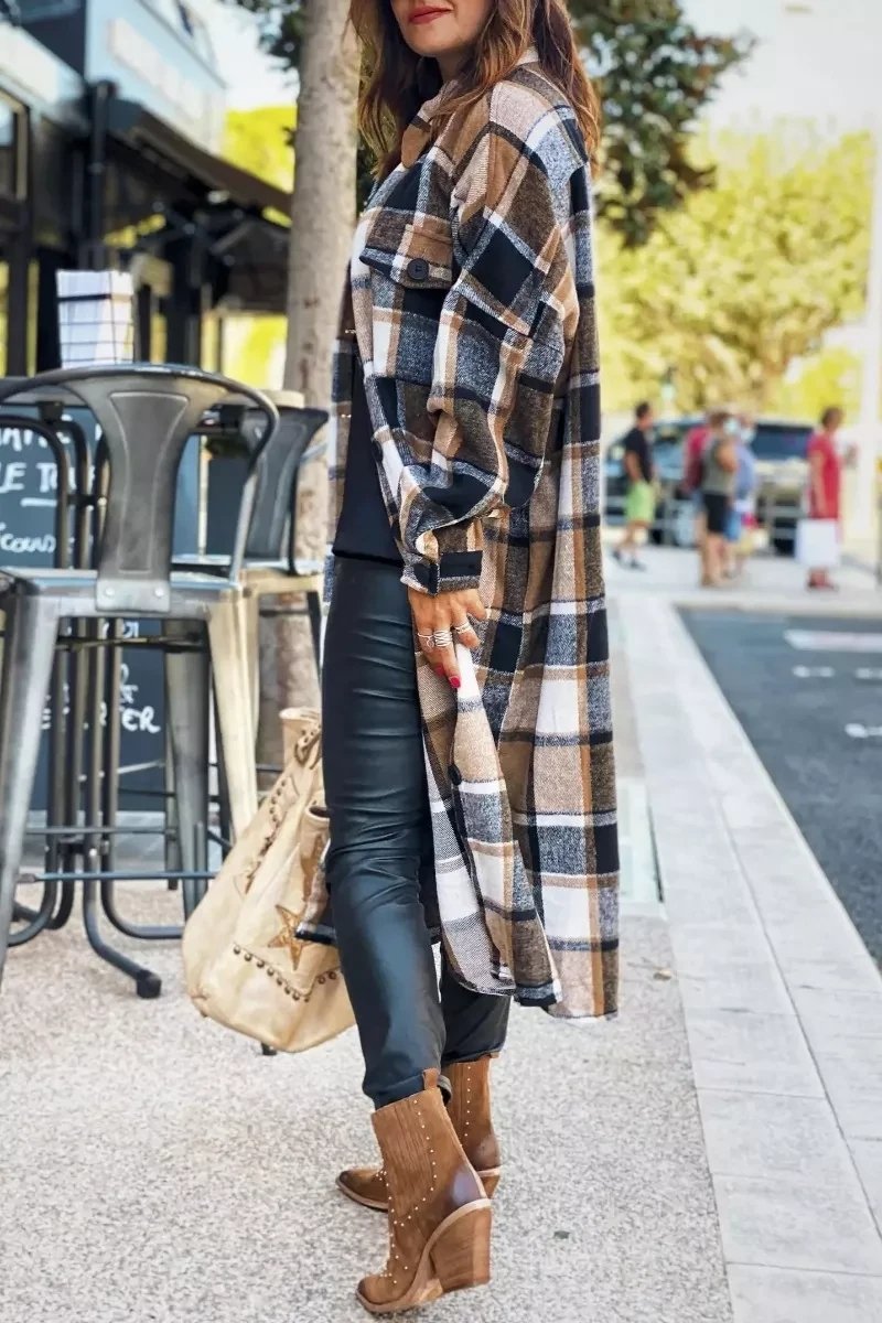 Sophisticated Coat with a Clean Classic Look