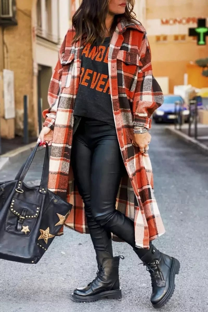 Sophisticated Coat with a Clean Classic Look
