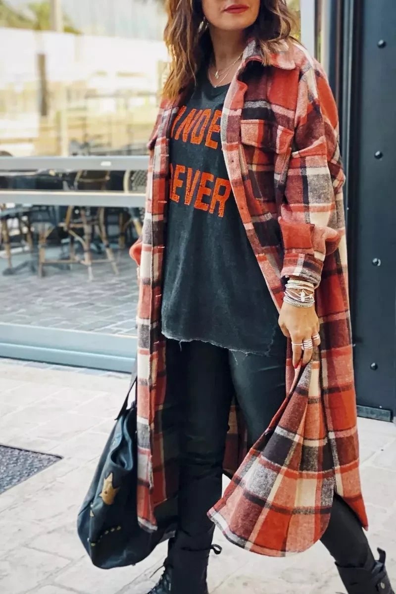 Sophisticated Coat with a Clean Classic Look