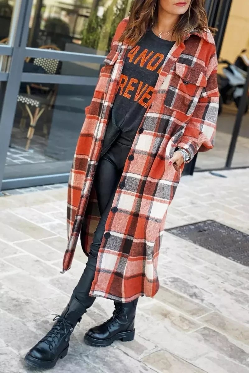 Sophisticated Coat with a Clean Classic Look