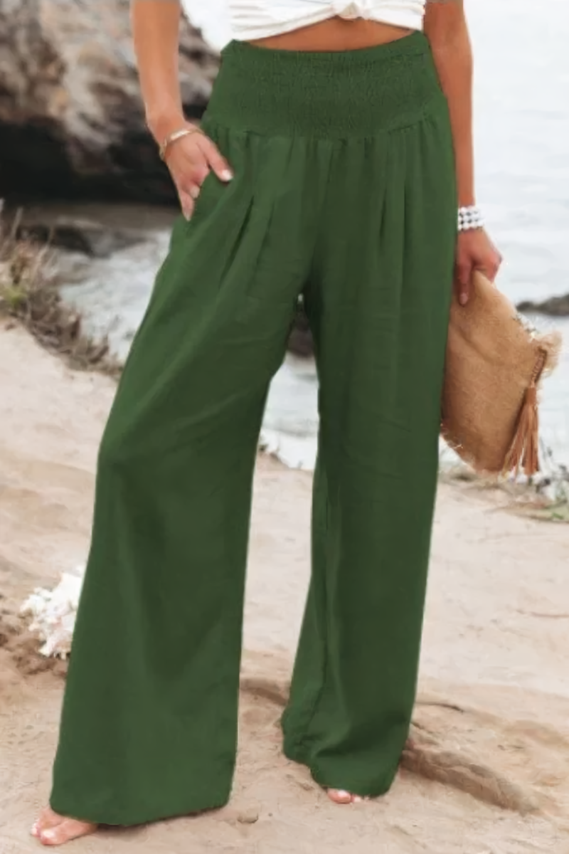 Beautifully Finished Trousers in a Timeless Design