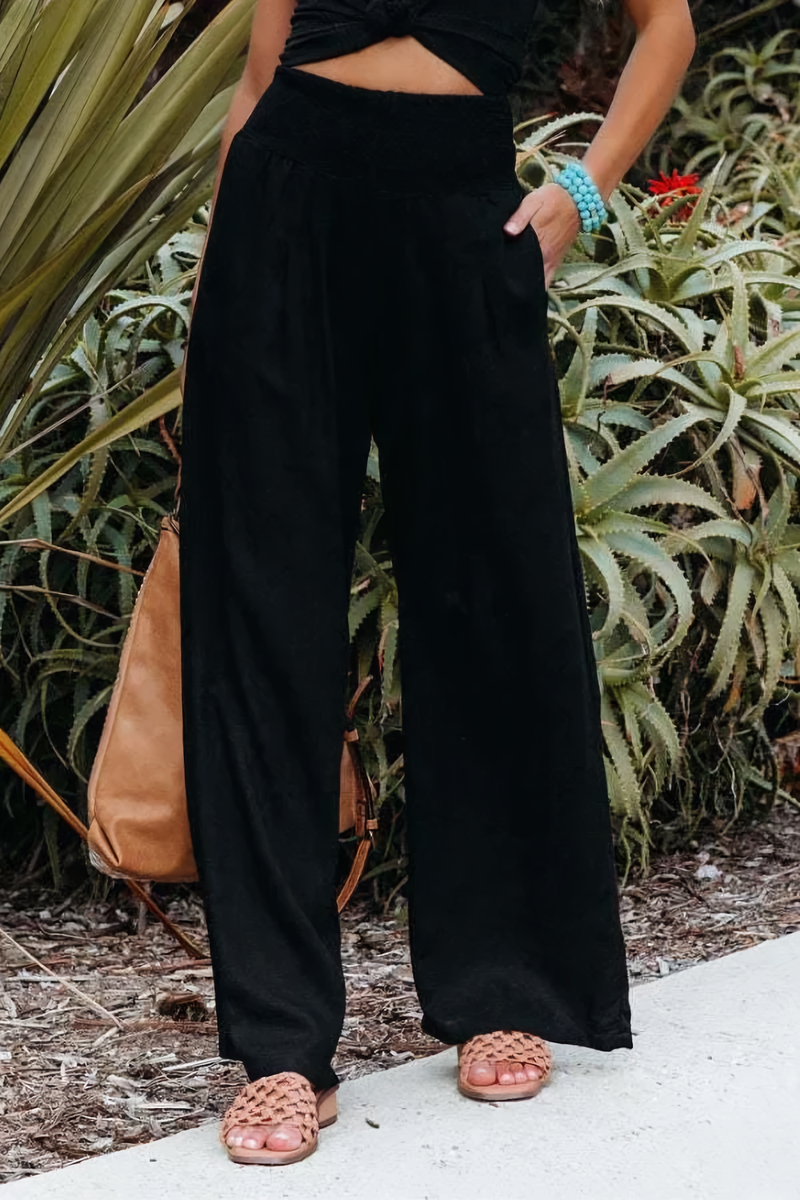 Beautifully Finished Trousers in a Timeless Design