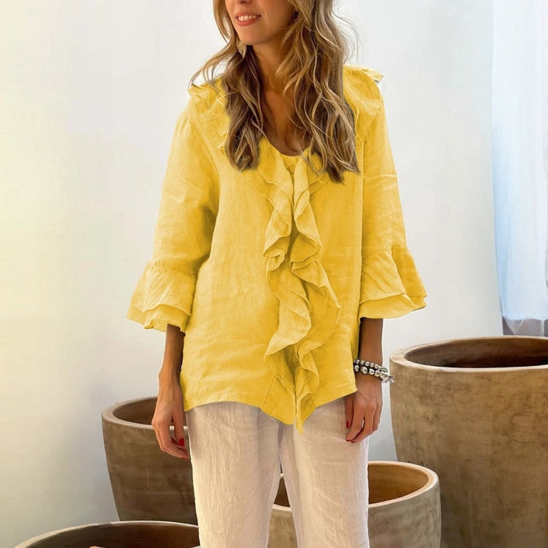 Effortlessly Elegant Blouse with a Timeless Design