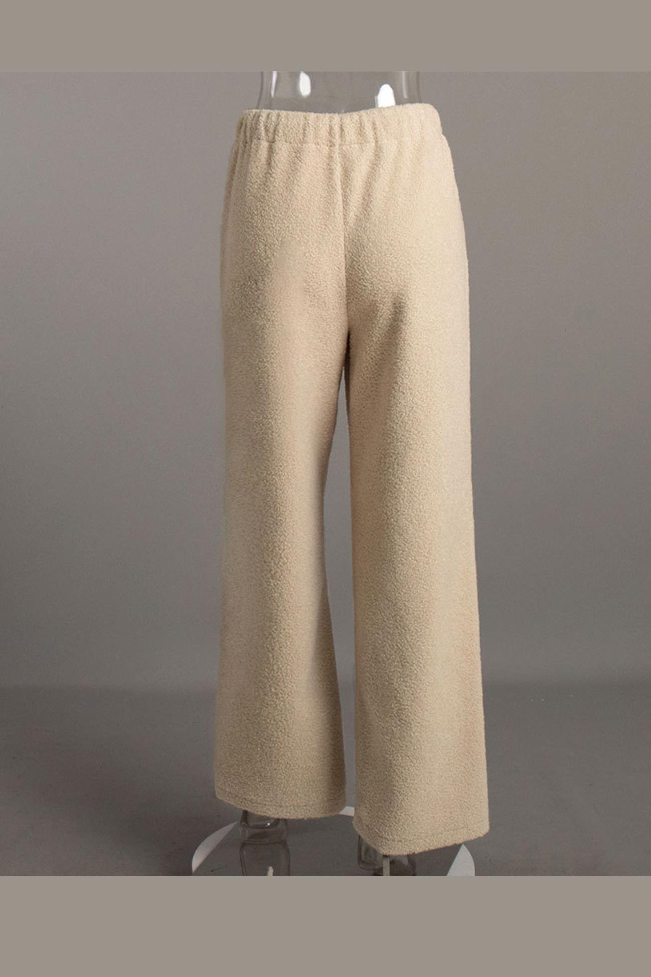 Polished Trousers with an Effortless Classic Look