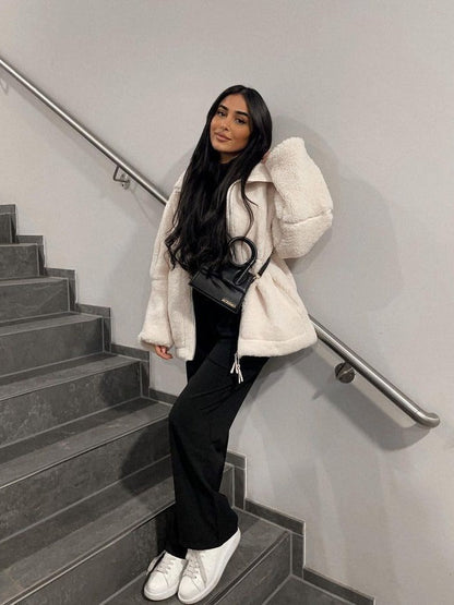 Elegantly Styled Coat for Everyday Wear