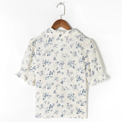Beautifully Finished Blouse in a Timeless Design