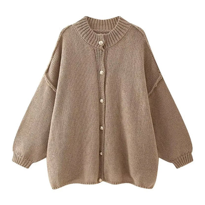 Classic Vintage Sweater with a Flattering Fit