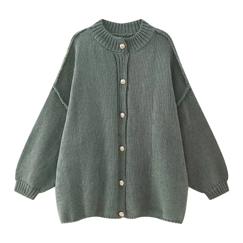 Classic Vintage Sweater with a Flattering Fit