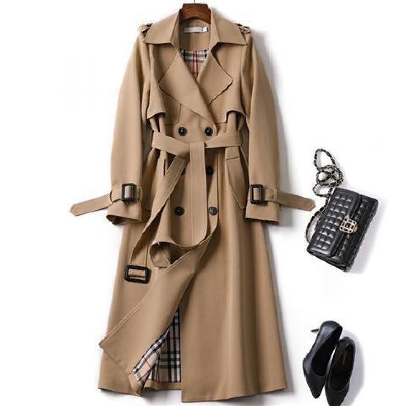 Beautifully Finished Coat in a Timeless Design