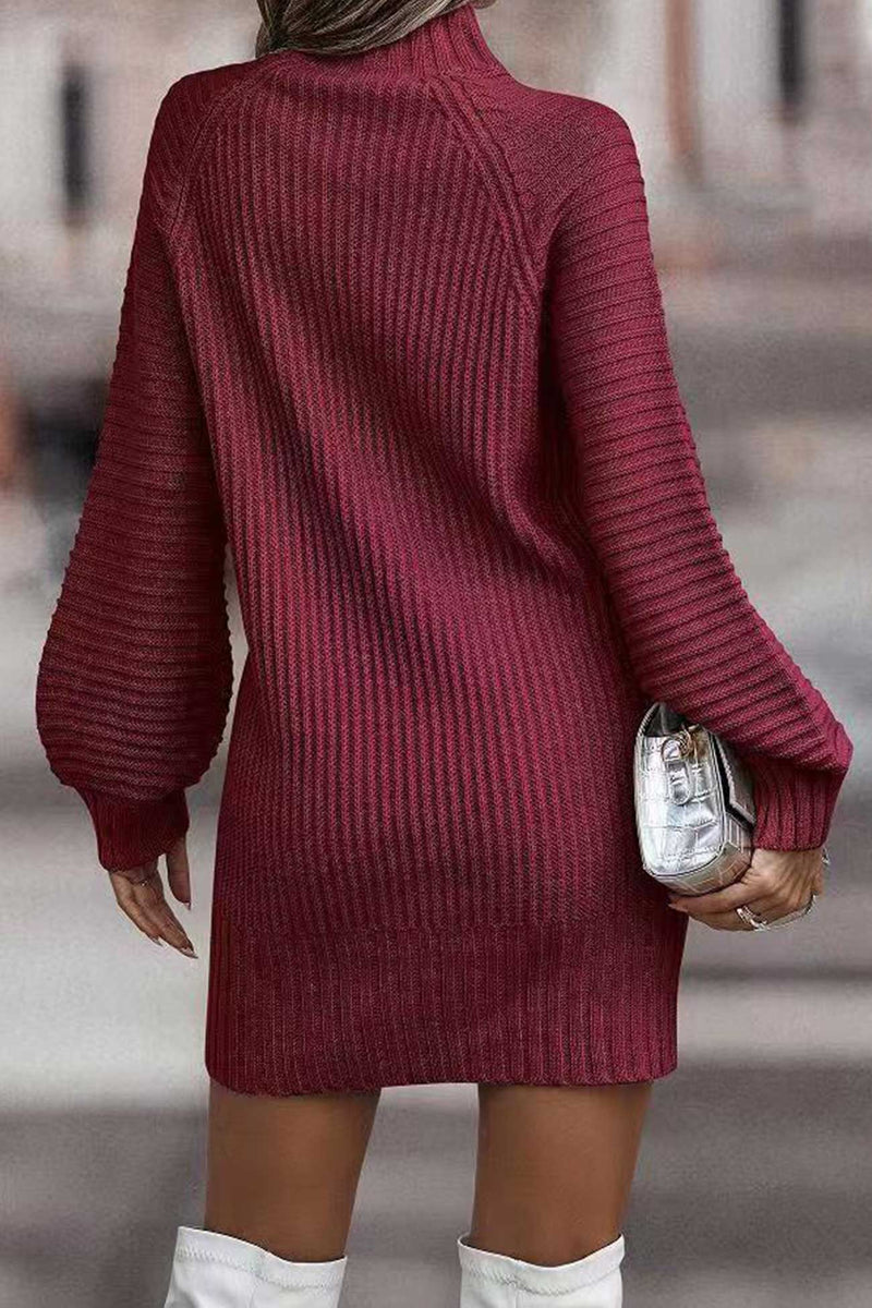 Well Tailored Sweater with a Graceful Silhouette