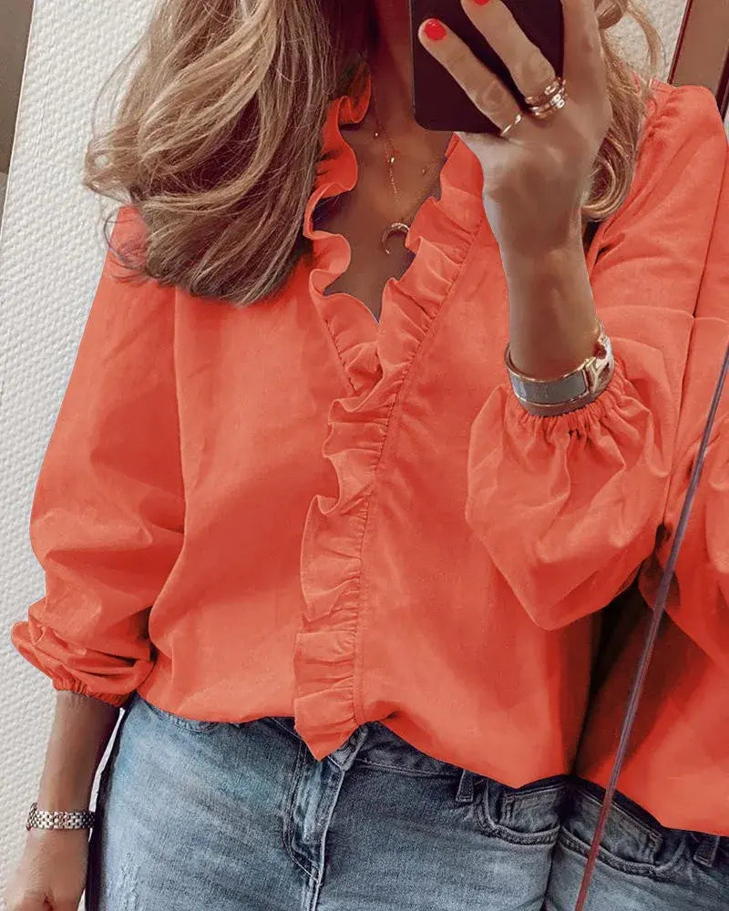 Effortlessly Elegant Shirt with a Timeless Design