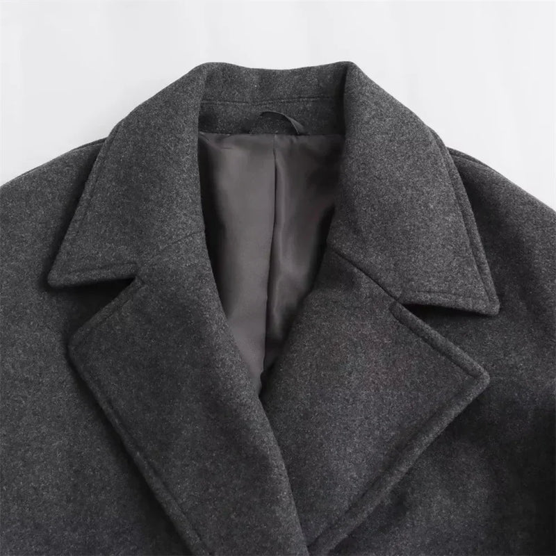 Gracefully Styled Jacket for Any Occasion