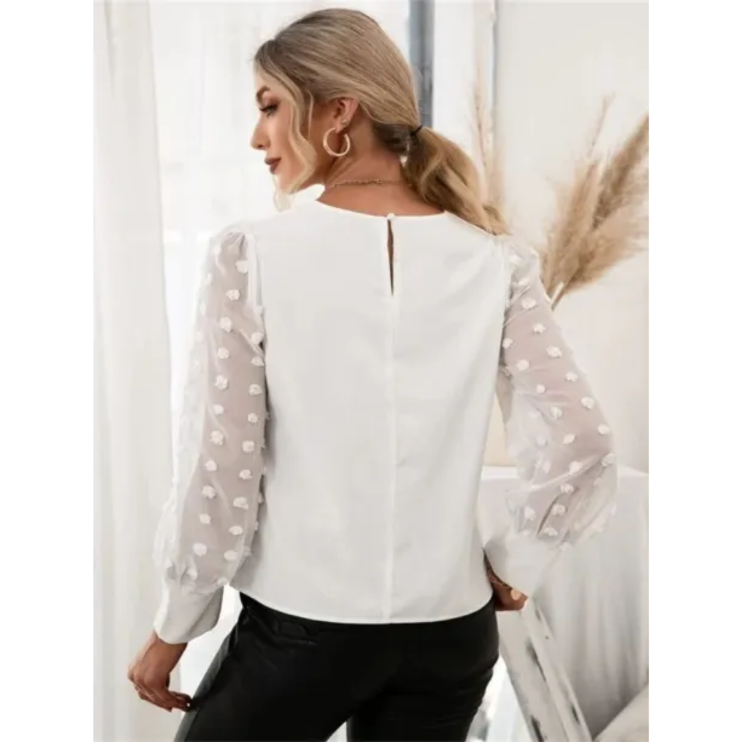 Elegantly Styled Blouse for Everyday Wear