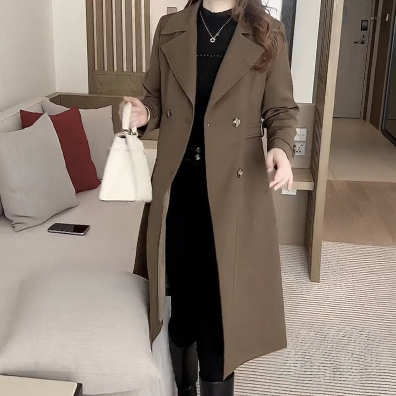 Classic Vintage & Enduringly Stylish Coat