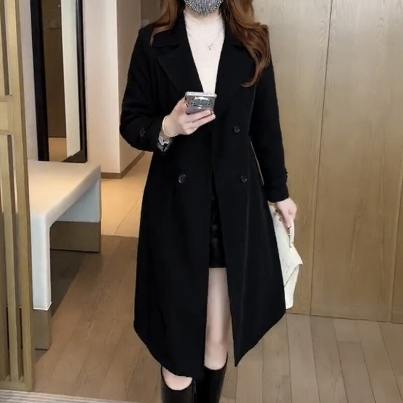 Classic Vintage & Enduringly Stylish Coat
