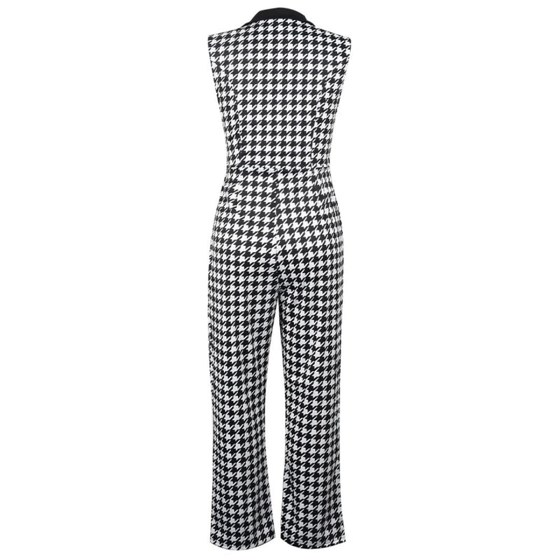 Effortlessly Elegant Garment with a Timeless Design