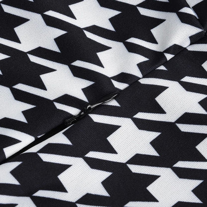 Effortlessly Elegant Garment with a Timeless Design