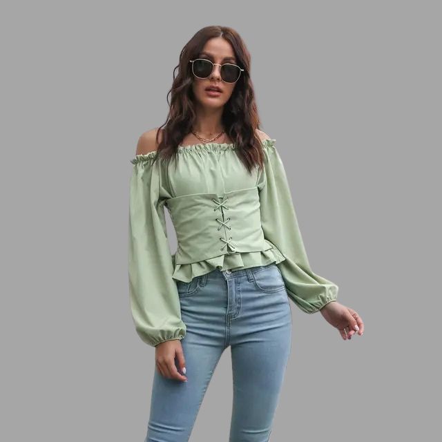 Sophisticated Blouse with a Clean Classic Look