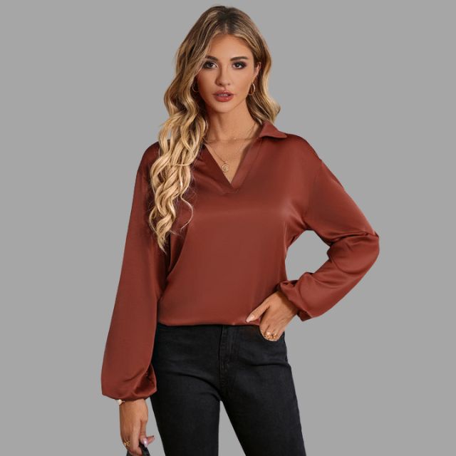 Sophisticated Blouse with a Clean Classic Look