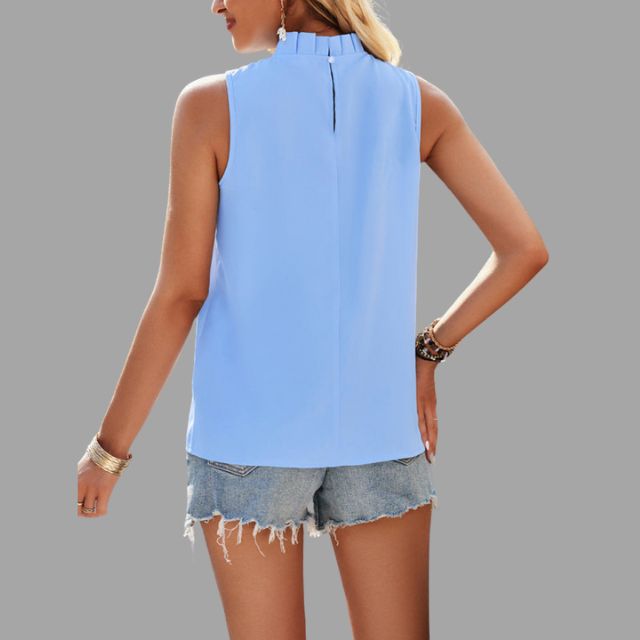 Effortlessly Elegant Blouse with a Timeless Design