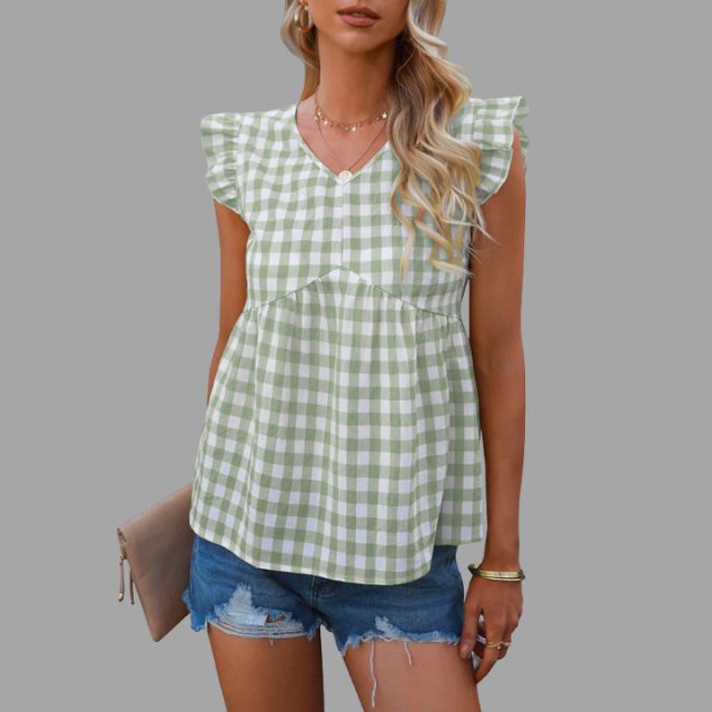 Beautifully Finished Blouse in a Timeless Design