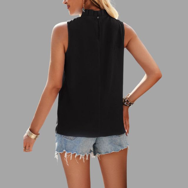 Effortlessly Elegant Blouse with a Timeless Design