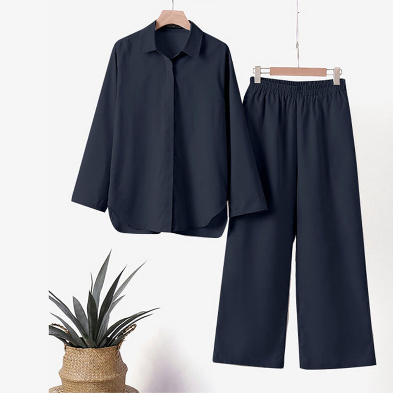 Classic Vintage Trousers with a Flattering Fit