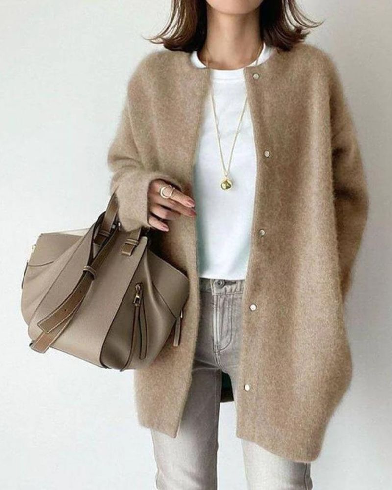 Classic Vintage Cardigan with a Flattering Fit