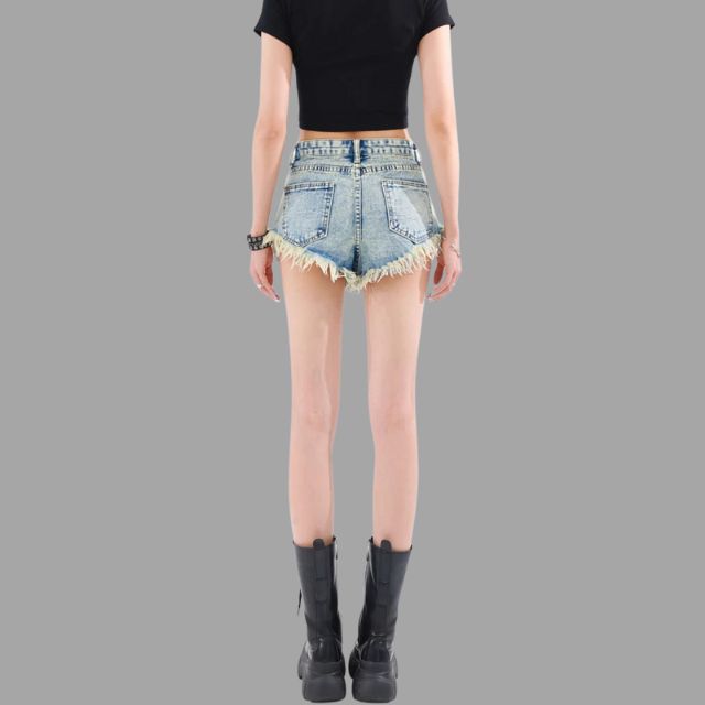 Classic Vintage Garment with a Flattering Fit