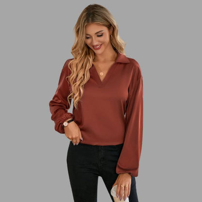 Sophisticated Blouse with a Clean Classic Look